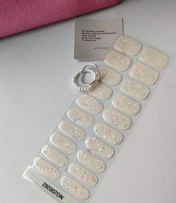 Fiesta glam (✨Brillan en la oscuridad✨)